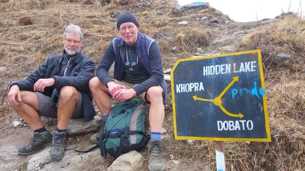 on the way to khopra ridge trek