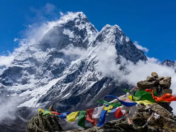 good view of mountain from kongma la pass trek